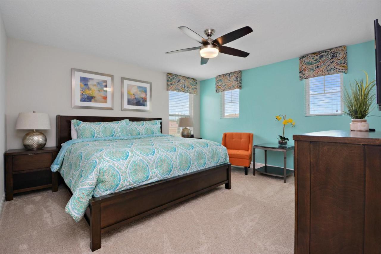 Serene Bliss At Ellis Exclusive *