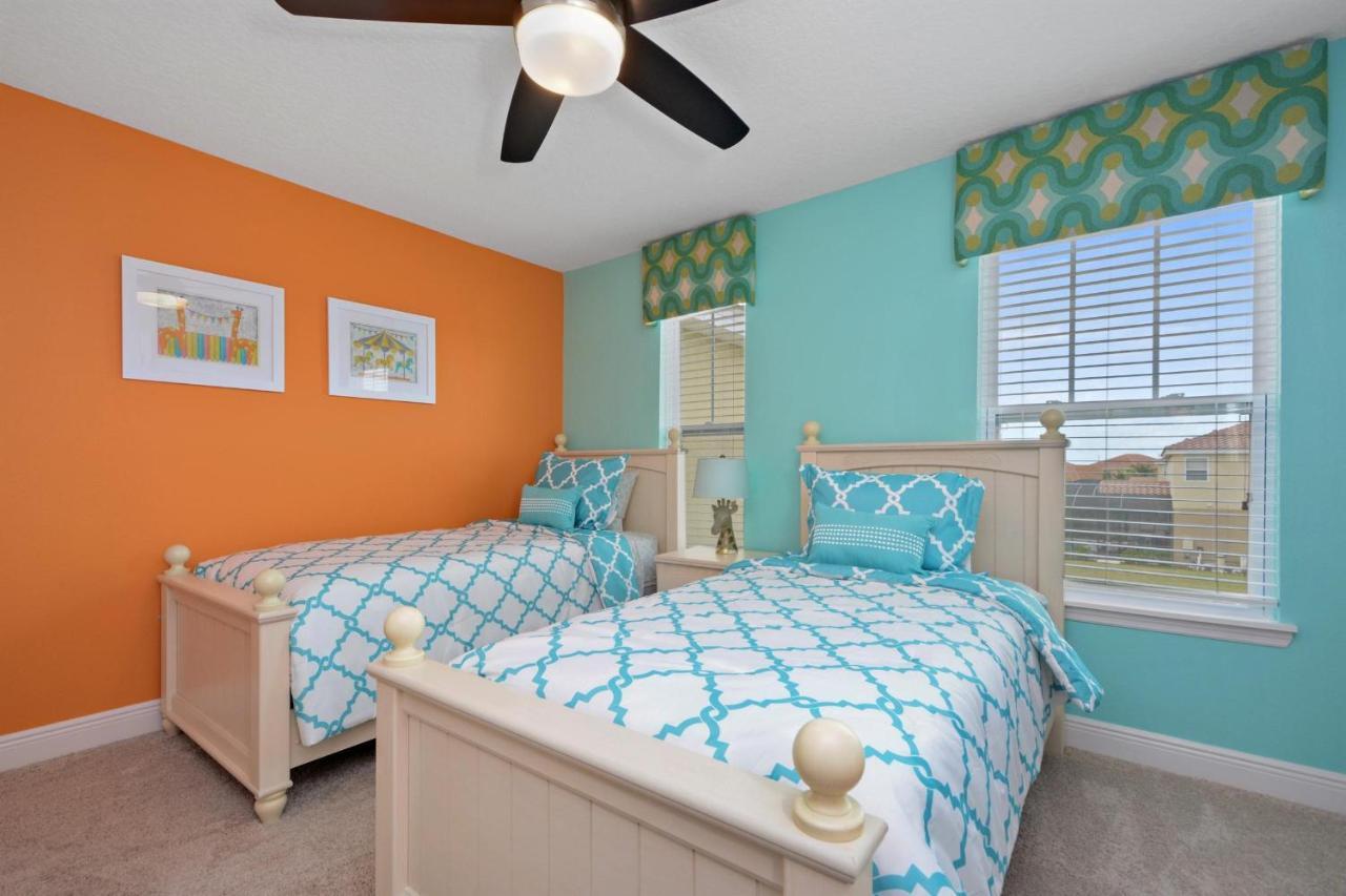 Serene Bliss At Ellis Exclusive *