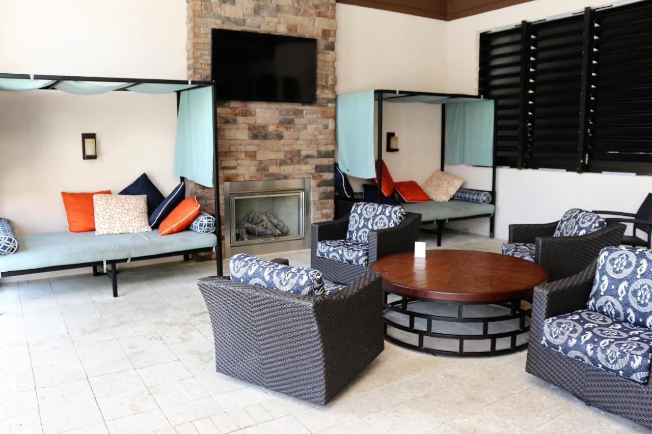 Serene Bliss At Ellis Exclusive