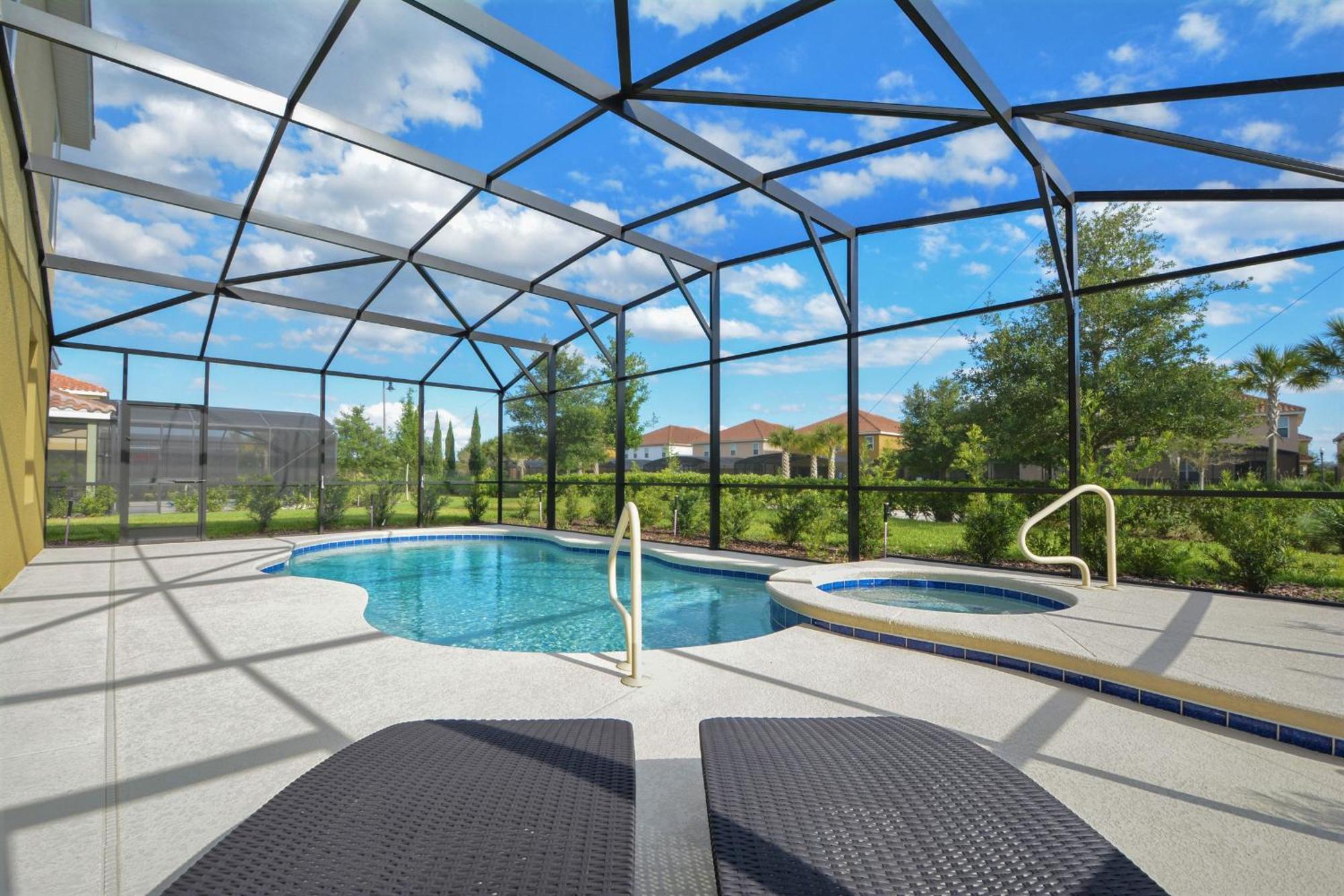 Serene Bliss At Ellis Exclusive * Davenport
